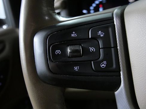 Used 2022 GMC Yukon XL Denali AWD/4WD image 23