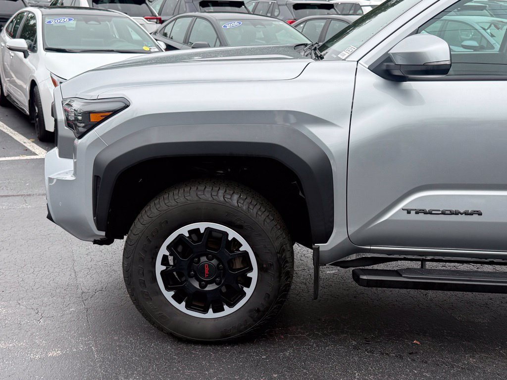 Used 2024 Toyota Tacoma TRD Off-Road w/ TRD Off Road Upgrade Package AWD/4WD image 3