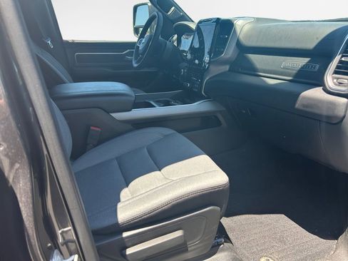 Used 2025 RAM 1500 Big Horn AWD/4WD image 30