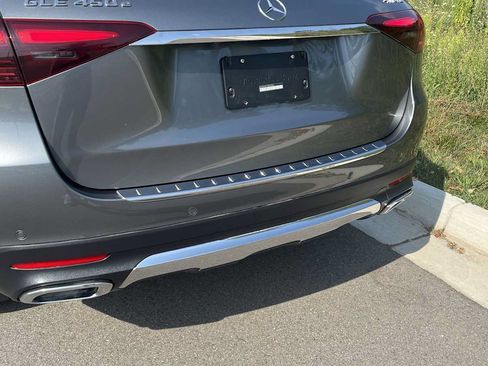 Certified 2025 Mercedes-Benz GLE 450e 4MATIC image 49