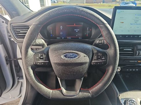 Used 2025 Ford Escape ST-Line Select w/ Tech Pack #1 AWD/4WD image 13