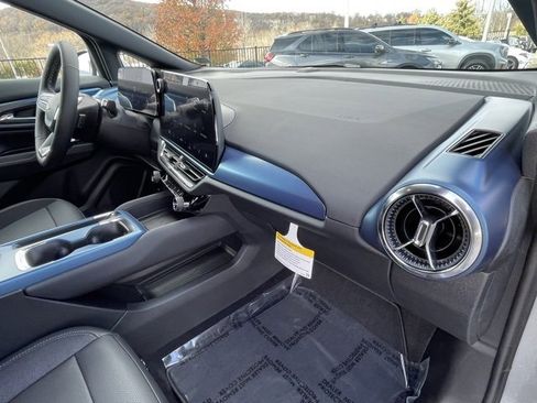 New 2026 Chevrolet Equinox EV LT w/ LPO, Tech Bronze Package image 32