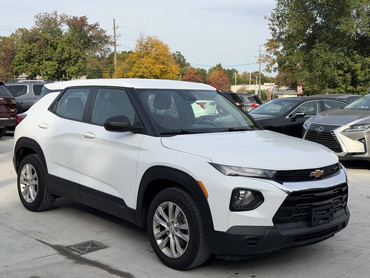 Used 2021 Chevrolet TrailBlazer LS FWD image 4