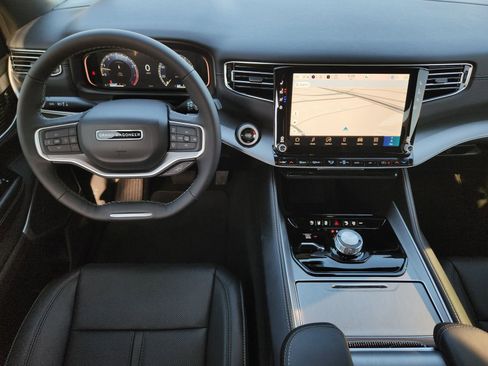 New 2026 Jeep Grand Wagoneer Limited AWD/4WD image 34