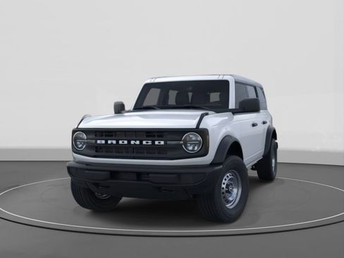 New 2025 Ford Bronco Base image 2