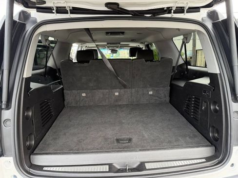 Used 2019 GMC Yukon XL Denali w/ Open Road Package AWD/4WD image 17