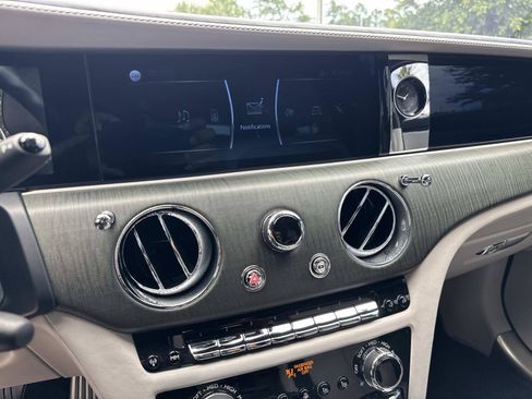 Used 2023 Rolls-Royce Ghost AWD/4WD image 40