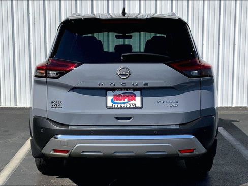 Used 2023 Nissan Rogue Platinum w/ Platinum Premium Package image 4