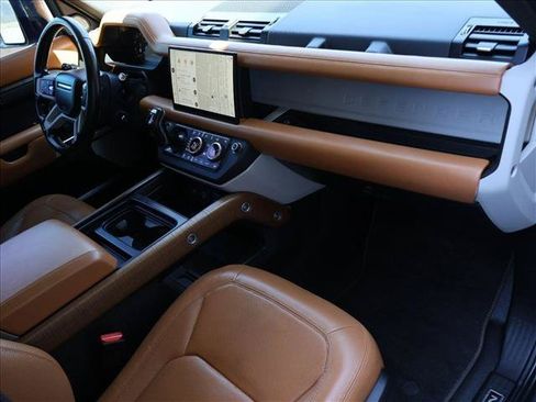 Used 2023 Land Rover Defender 130 First Edition AWD/4WD image 29