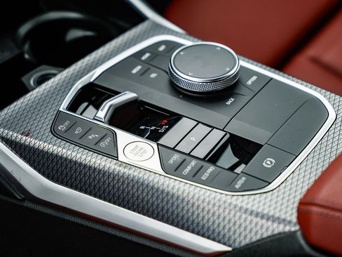 Used 2024 BMW M240i Coupe w/ Premium Package image 17