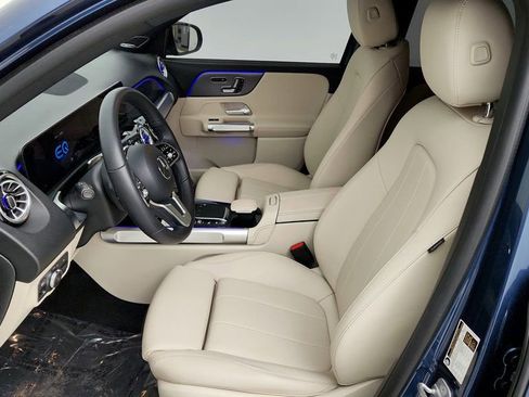 Used 2023 Mercedes-Benz EQB 250+ image 18