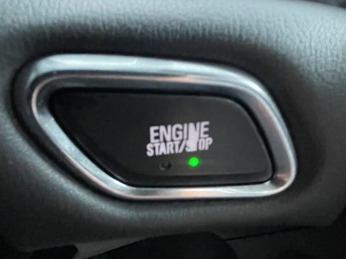 Used 2017 Buick LaCrosse Essence FWD image 24