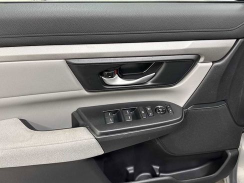 Used 2020 Honda CR-V LX image 15