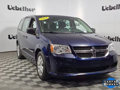 Used 2014 Dodge Grand Caravan American Value Package w/ UConnect Hands-Free Group