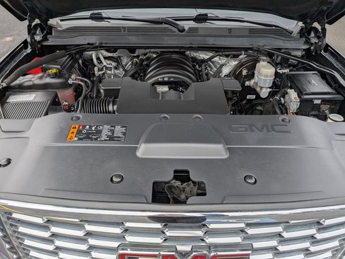 Used 2018 GMC Yukon Denali w/ Denali Ultimate Package image 30