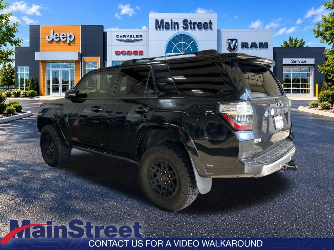 Used 2023 Toyota 4Runner TRD Off-Road Premium w/ Moonroof Package AWD/4WD image 3