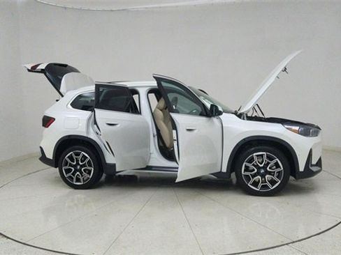 Used 2025 BMW X1 xDrive28i image 66
