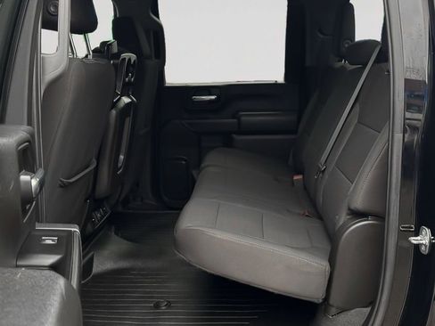 Used 2022 Chevrolet Silverado 2500 LT w/ Convenience Package image 13