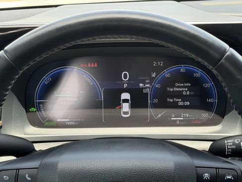 Used 2024 Toyota Crown Limited image 16