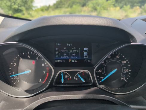Used 2018 Ford Escape SE AWD/4WD image 12
