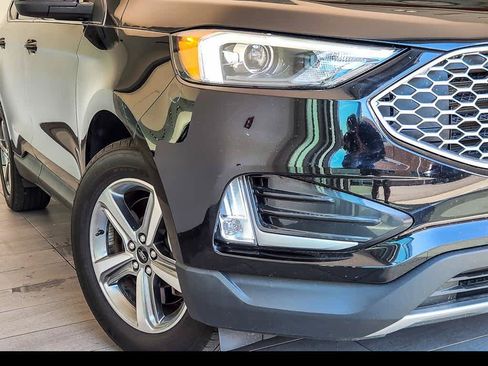 Used 2023 Ford Edge SEL w/ Convenience Package AWD/4WD image 4