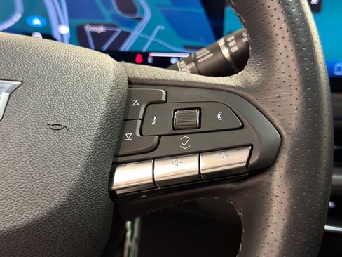 Certified 2025 Cadillac XT4 Sport FWD image 16