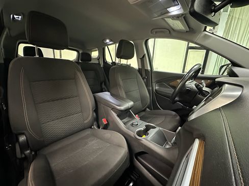 Used 2020 GMC Terrain SLE w/ Elevation Edition FWD image 21