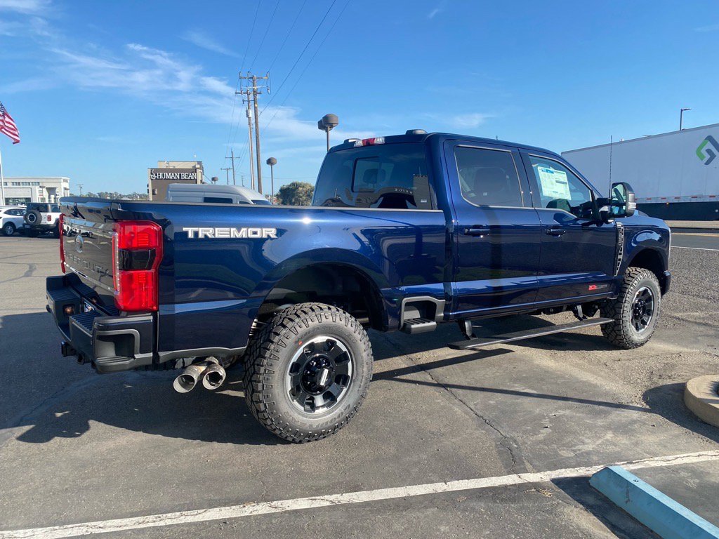 New 2025 Ford F250 Lariat w/ Lariat Ultimate Package AWD/4WD image 8