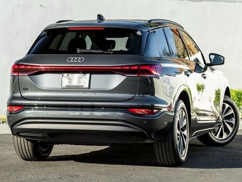 Certified 2025 Audi Q6 e-tron Premium Plus w/ Premium Plus AWD/4WD image 6