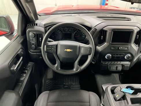 Used 2022 Chevrolet Silverado 1500 Custom AWD/4WD image 11