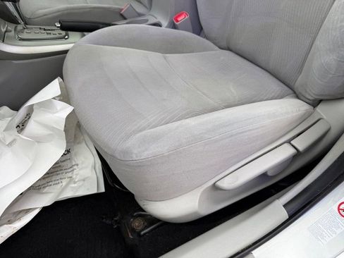 Used 2011 Toyota Corolla LE image 17