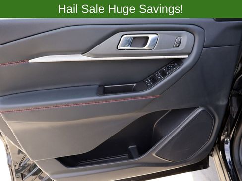 Used 2025 Ford Explorer ST-Line AWD/4WD image 23
