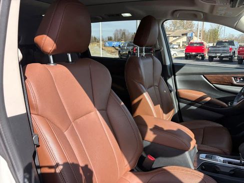 Used 2024 Subaru Ascent Touring image 5