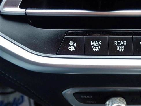 Used 2021 BMW X5 M w/ Competition Package AWD/4WD image 22