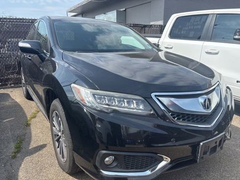Used 2018 Acura RDX AWD w/ Advance Package image 11