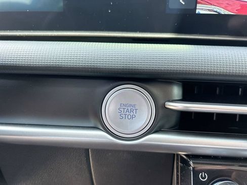 New 2026 Hyundai Tucson SEL FWD image 32