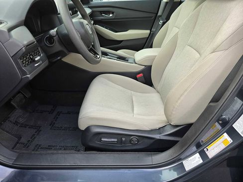 Certified 2024 Honda Accord EX image 23