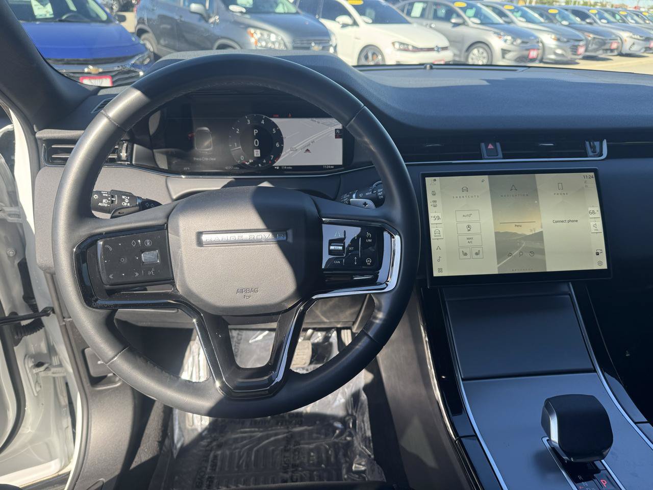 Used 2024 Land Rover Range Rover Evoque S AWD/4WD image 3
