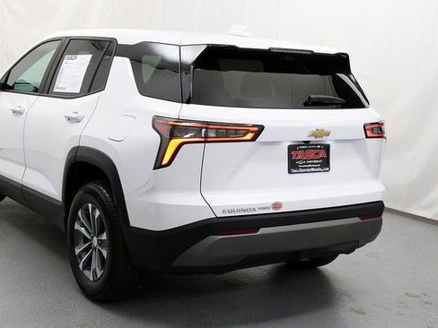 Certified 2025 Chevrolet Equinox LT w/ Safety and Technology Package image 7