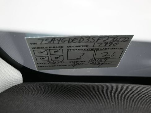 Used 2025 Tesla Model Y Long Range RWD image 8