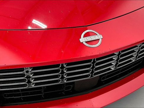 Used 2025 Nissan Z Sport w/ Floor Mat Package image 33