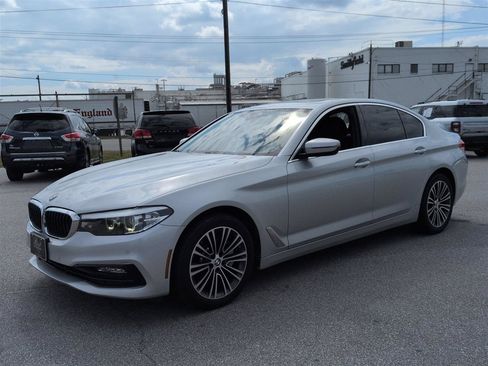 Used 2018 BMW 530i RWD image 7
