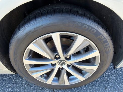 Used 2021 Lexus ES 350 w/ Accessory Package 2 image 19