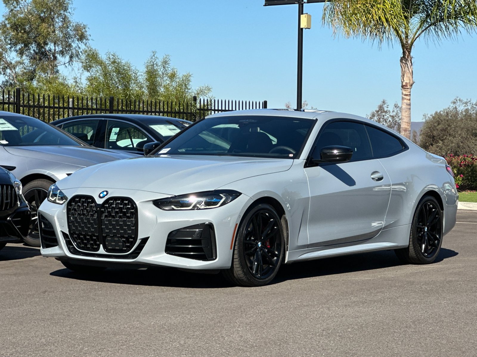 Used 2024 BMW M440i Coupe RWD image 7
