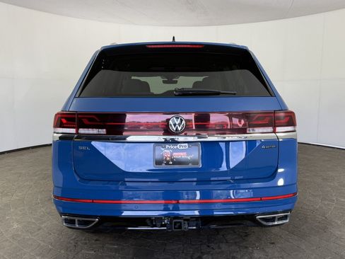 Used 2026 Volkswagen Atlas SEL Premium R-Line AWD/4WD image 6