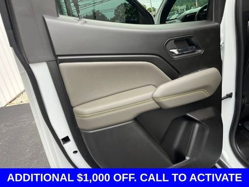 Used 2023 Chevrolet Colorado ZR2 w/ ZR2 Convenience Package III AWD/4WD image 12