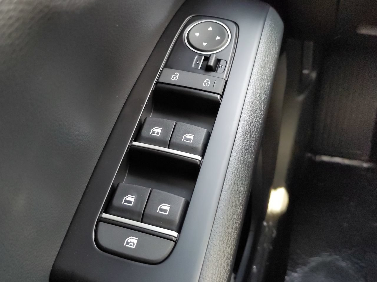 Certified 2023 Kia Soul EX FWD image 24