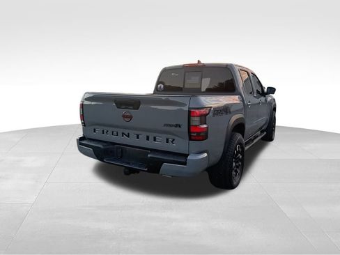 Used 2022 Nissan Frontier PRO-4X image 9