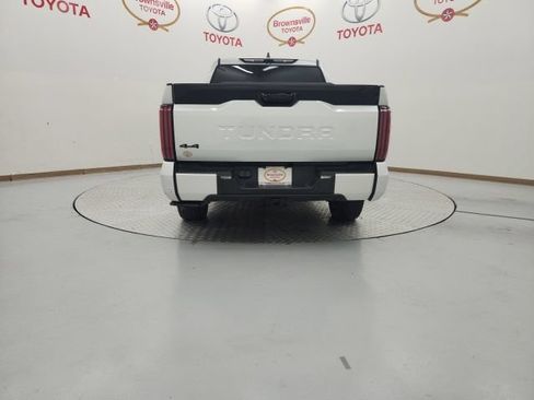 Used 2024 Toyota Tundra Platinum AWD/4WD image 7