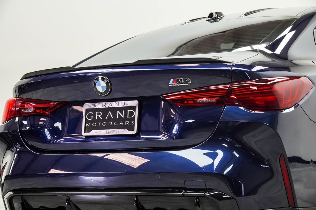 Used 2025 BMW M4 Competition RWD image 14